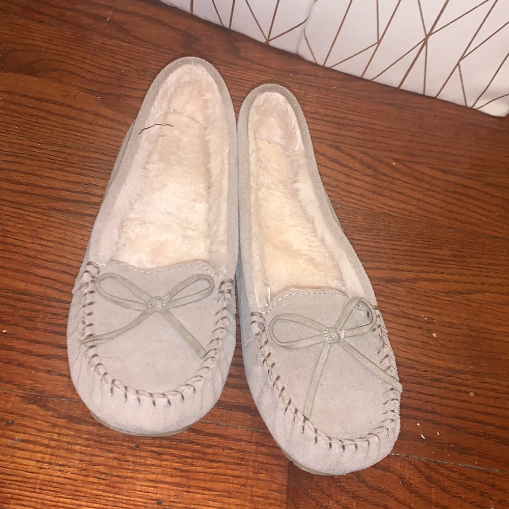 Secret treasure women size 5-6 moccasins - Picture 2 of 9